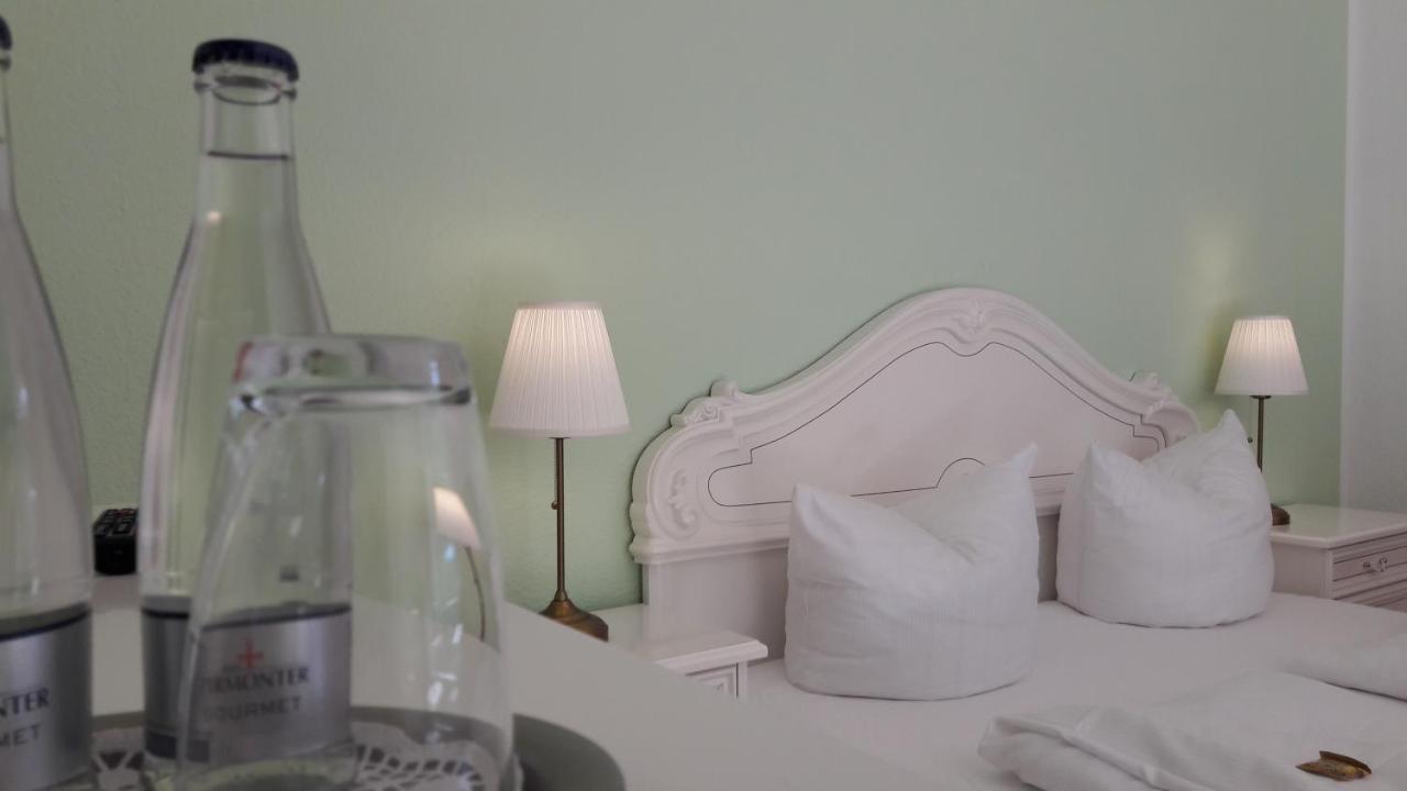 Erbenholz Hotel Laatzen Exteriör bild